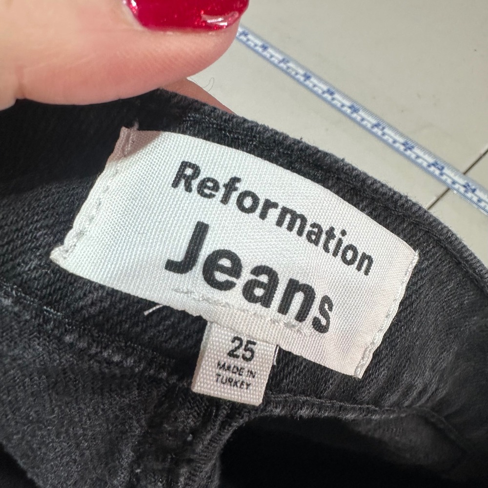 Reformation Jet Black Straight Leg Jeans - Picture 3 of 11